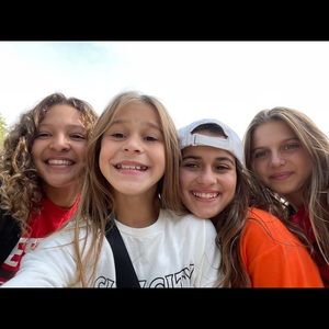 Meet your Posher, Lily